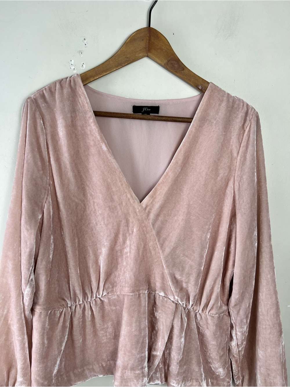 J Crew Blush Pink Velvet V-Neck Long Sleeve Peplum Blouse Size 16 Top - Picture 4 of 11